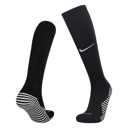 מִכְנָסַיִים קְצָרִים