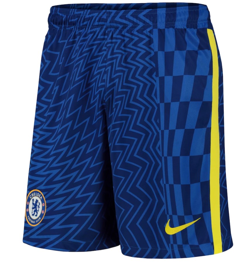 מִכְנָסַיִים קְצָרִים