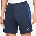 מִכְנָסַיִים קְצָרִים