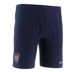 מִכְנָסַיִים קְצָרִים