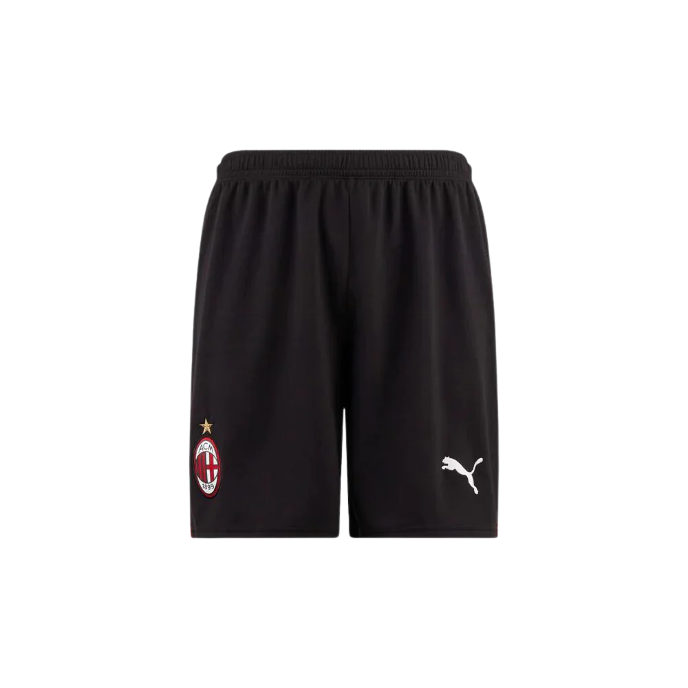 מִכְנָסַיִים קְצָרִים