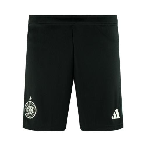 מִכְנָסַיִים קְצָרִים