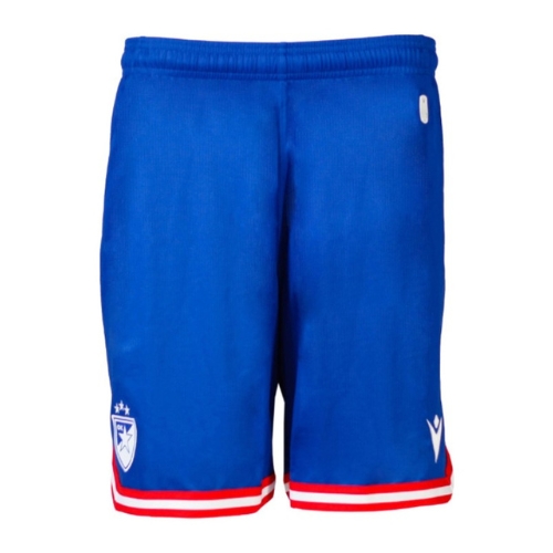 מִכְנָסַיִים קְצָרִים