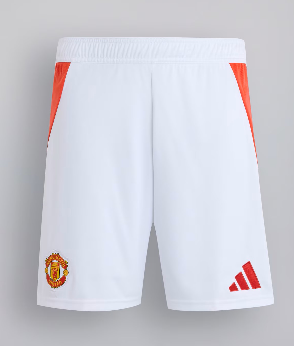 מִכְנָסַיִים קְצָרִים