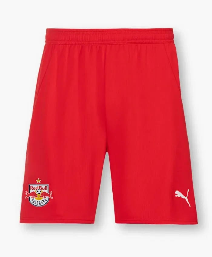 מִכְנָסַיִים קְצָרִים